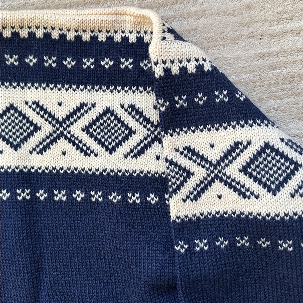 Dale of Norway Navy and White Crewneck Sweater - Picture 9 of 16